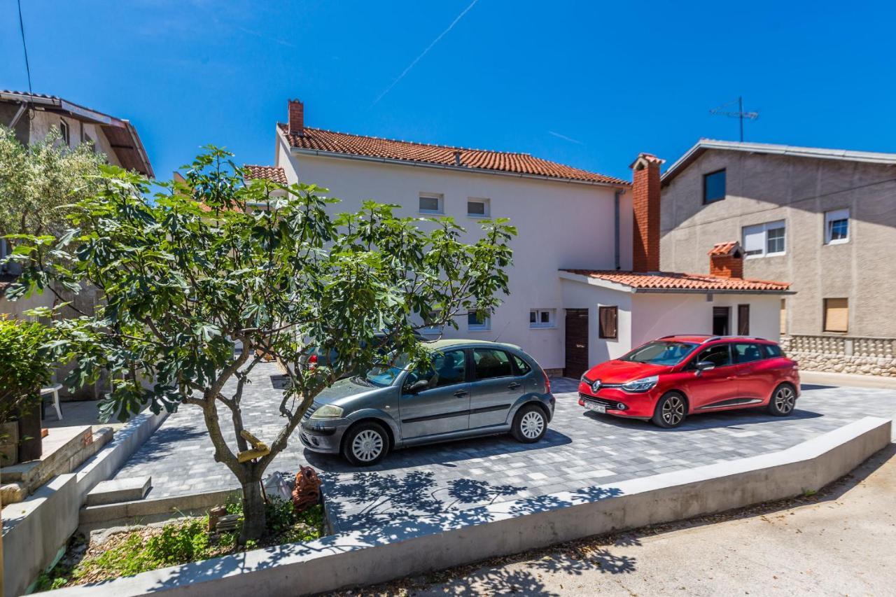 2Sis 2 Apartments Zadar Exterior photo